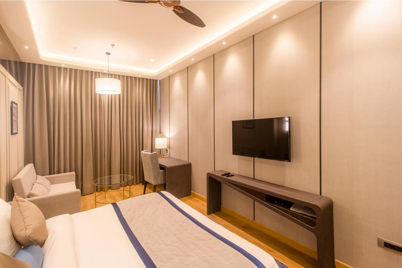 The Cove Wing Hotel Panchkula Esterno foto