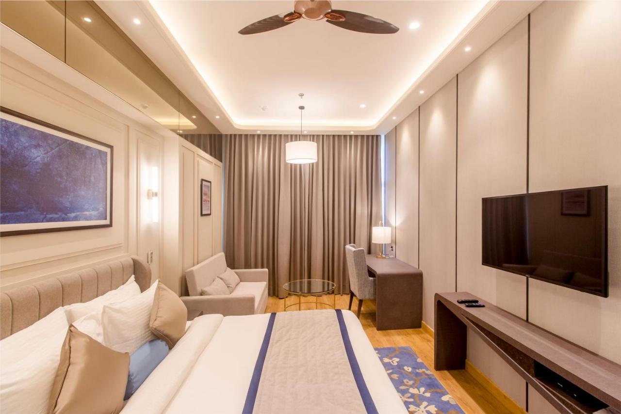 The Cove Wing Hotel Panchkula Esterno foto